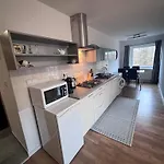 Vyhlad !-apartman 11 *